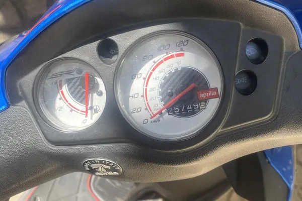 آپریلیا  SR 150