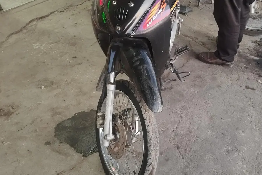 جهان همتا، همتاز 125