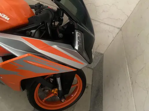 کی تی ام، RC200