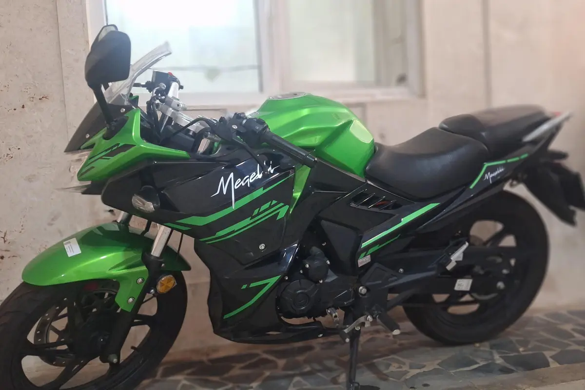 کویر موتور،  مگلی 200