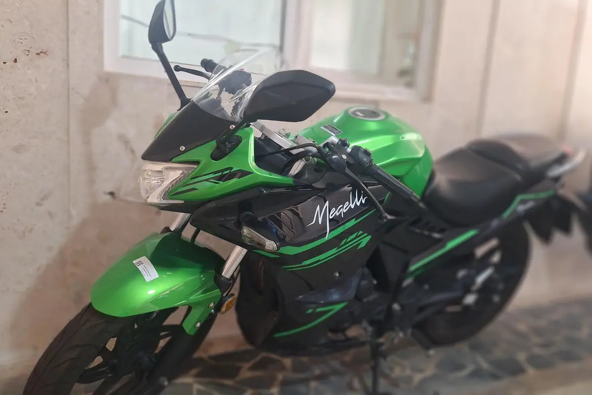 کویر موتور،  مگلی 200