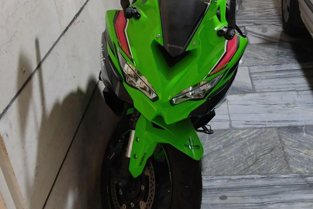 کاوازاکی،  نینجا ZX-25RR