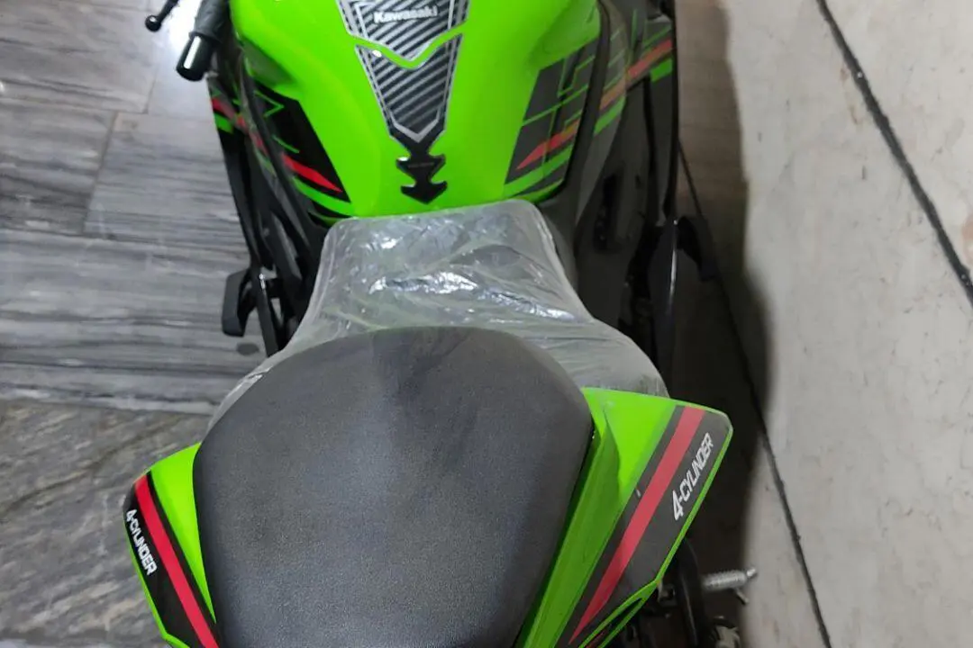 کاوازاکی،  نینجا ZX-25RR