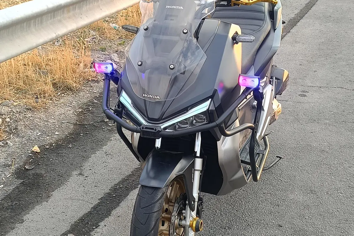 کویر موتور،  AGV 150