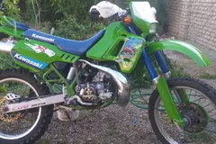 کاوازاکی، KDX 200