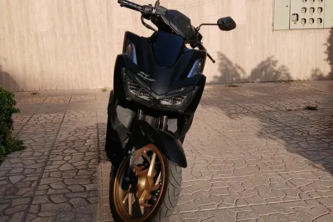 توسن محركه شرق، تکنو واریو 150