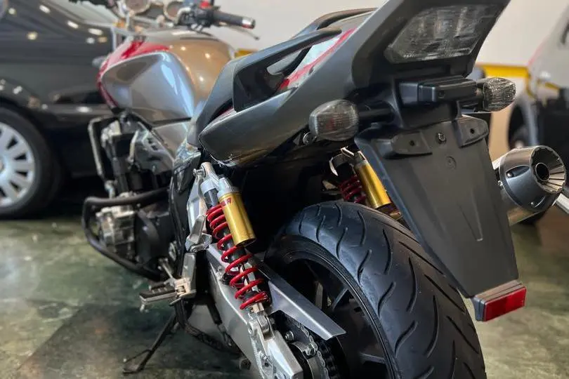 هوندا، CB 1300