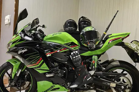 کاوازاکی، نینجا ZX-25RR