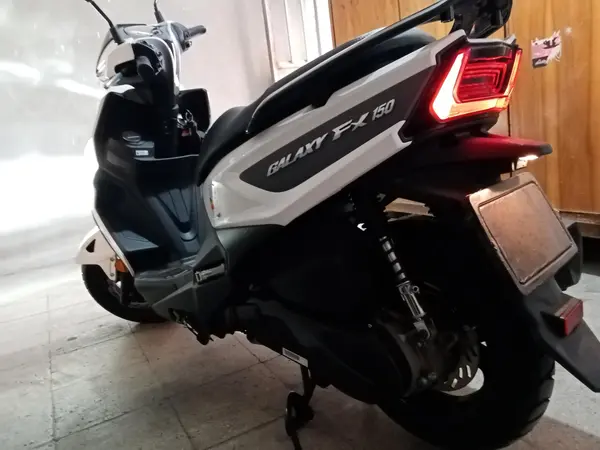 اس وای ام  گلکسی FX 150