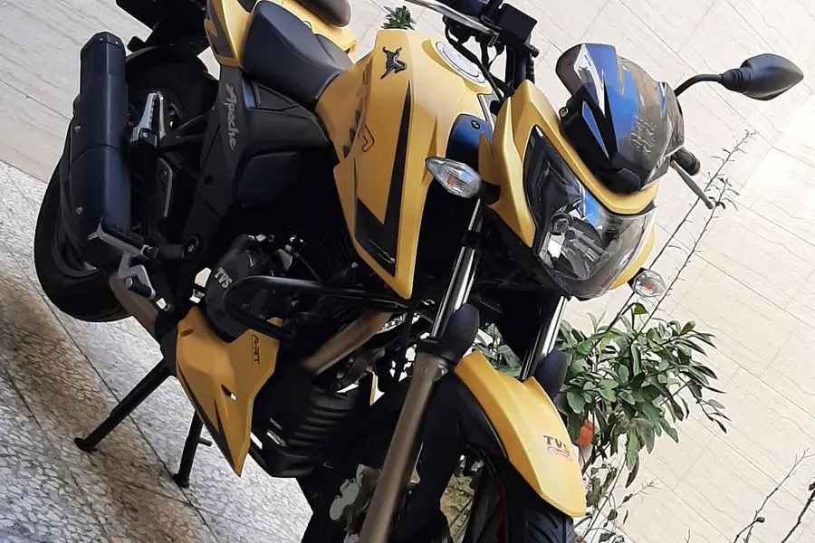 تی وی اس، آپاچی 200