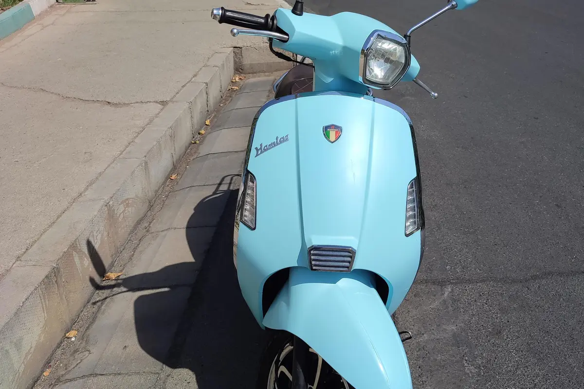 جهان همتا،  همتاز RS150