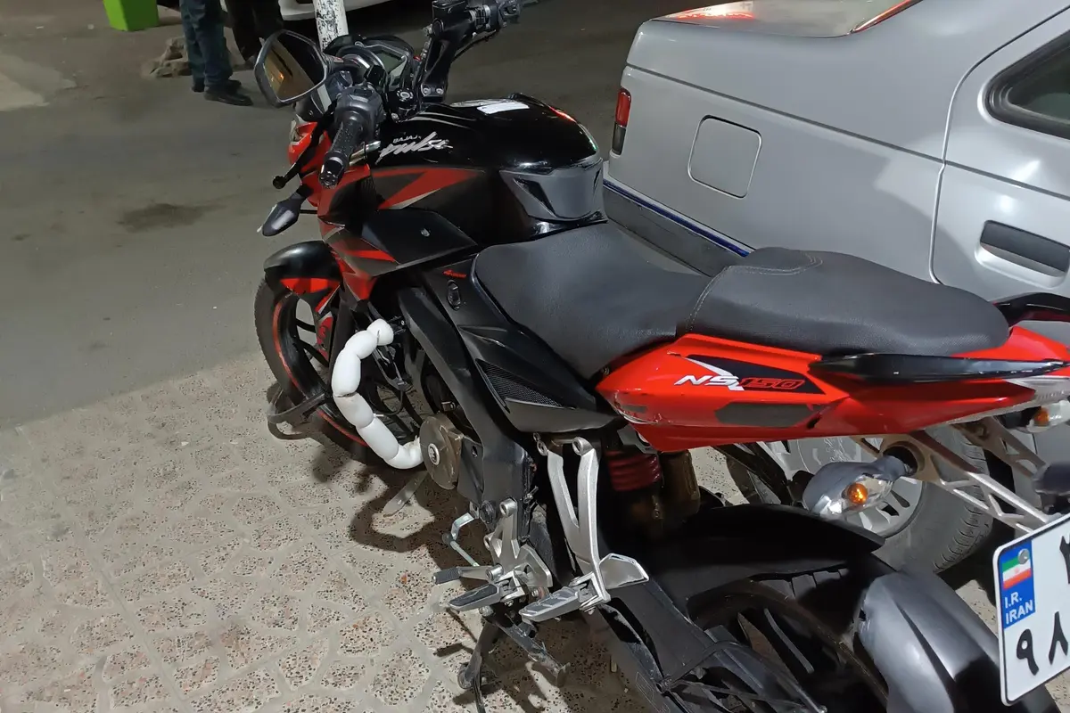 باجاج،  پالس 150NS