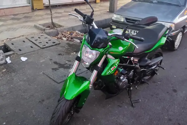 بنلی  TNT 300