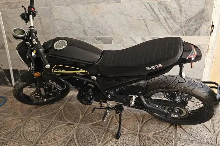 کویر موتور،  ST3-220