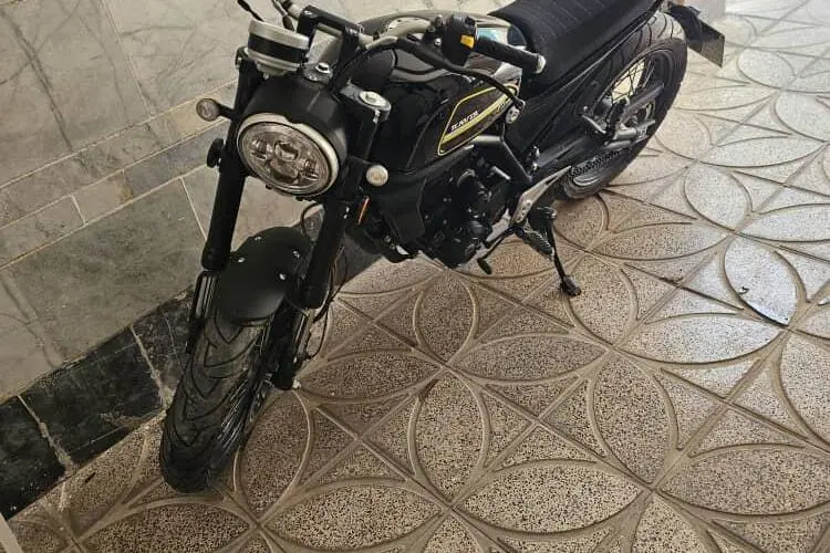 کویر موتور،  ST3-220