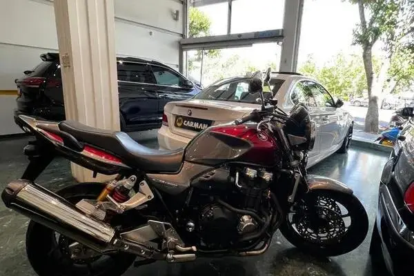 هوندا  CB 1300