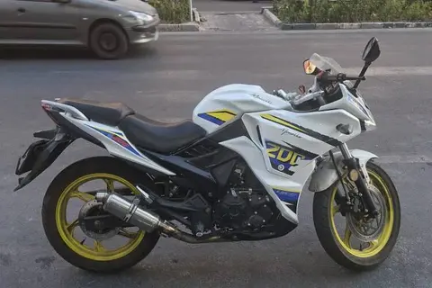مگلی، 200R