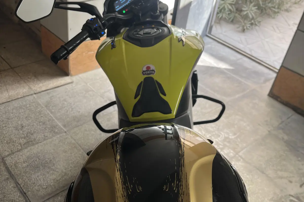 باجاج،  دومینار 250