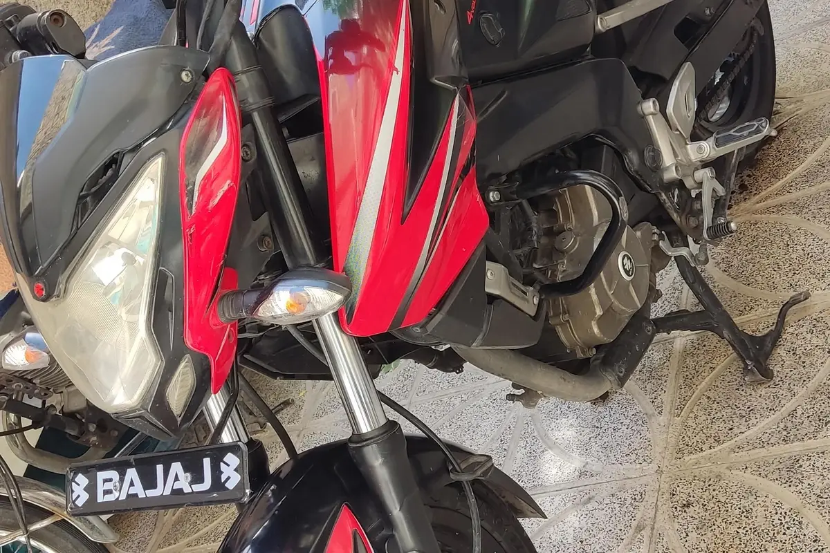 باجاج،  پالس 200NS