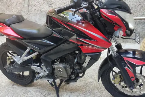 باجاج، پالس 200NS
