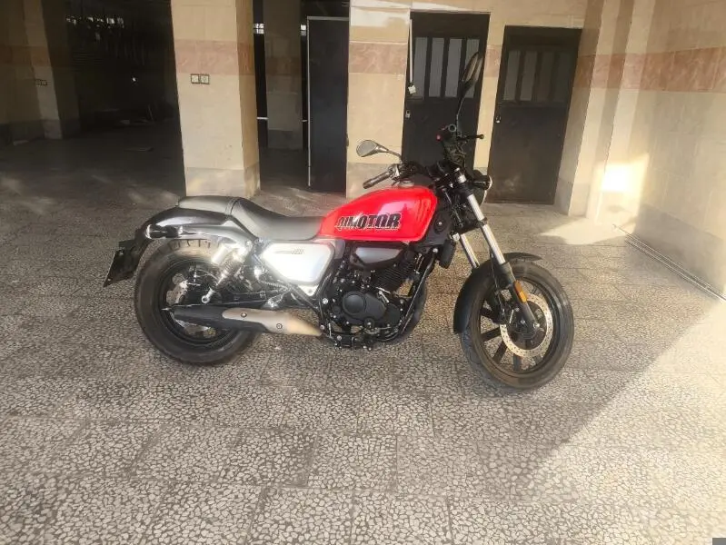 کیو جی موتور،  SRV200
