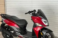 اس وای ام، گلکسی J 200