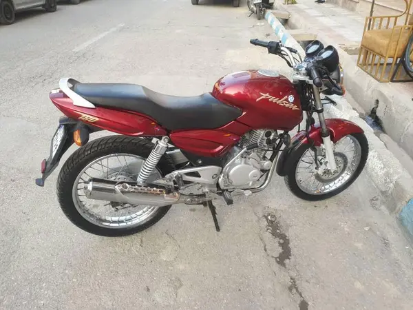 باجاج  پولسار 180