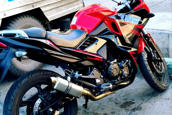 مگلی  200R