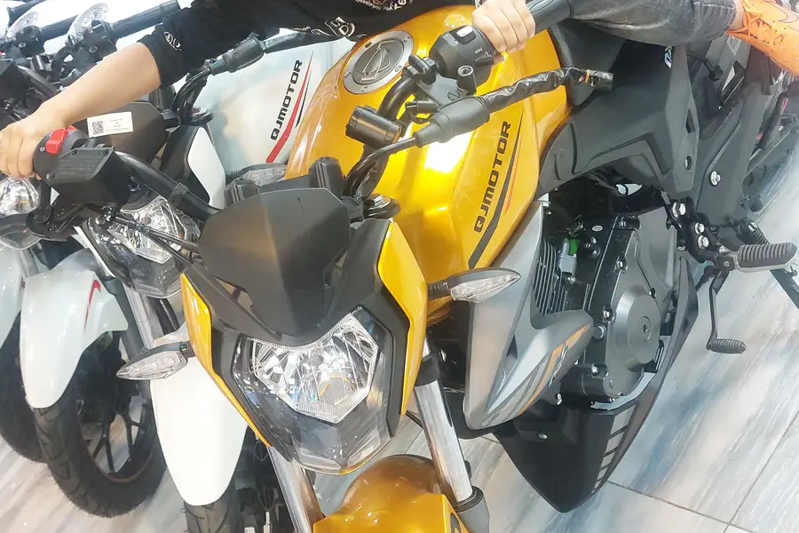 کویر موتور، 150