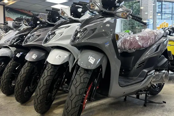 اس وای ام  گلکسی SR 200