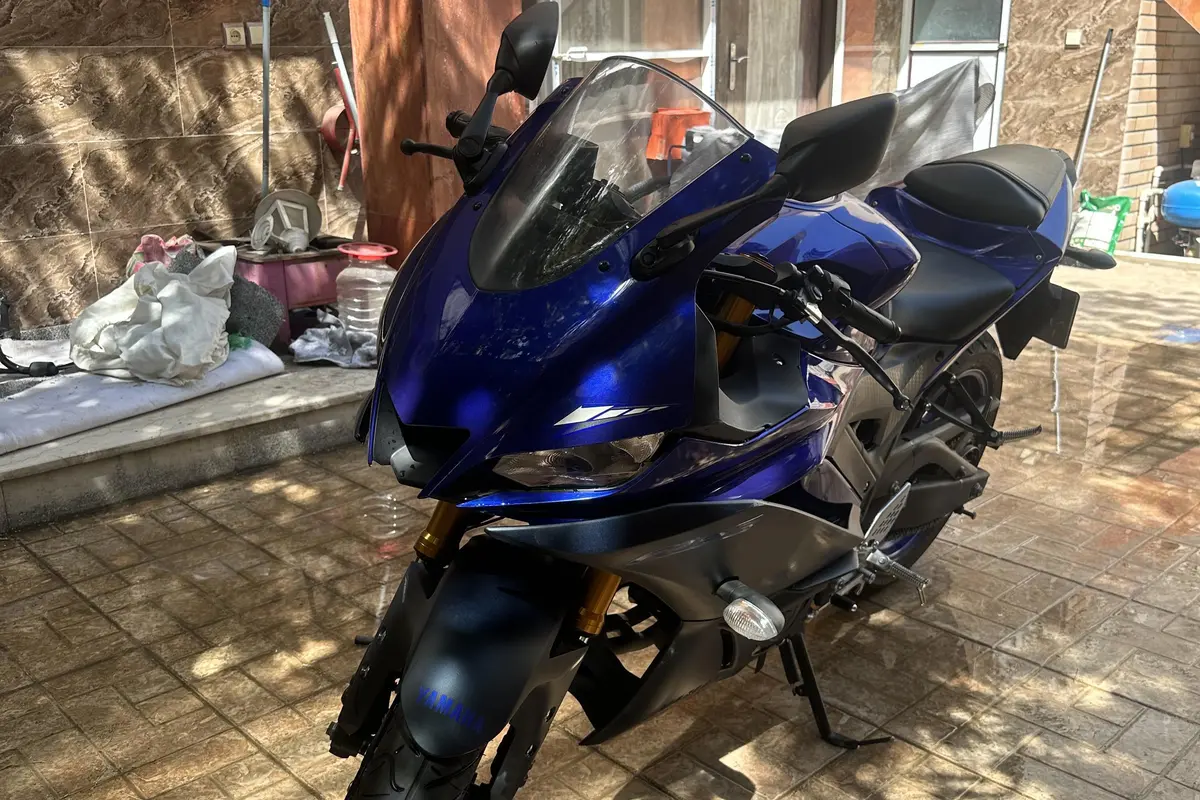 یاماها،  YZF R25