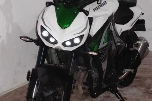 کاوازاکی  Z1000