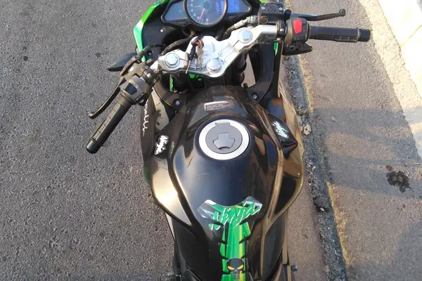 مگلی  200R
