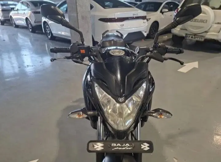 باجاج،  پالس 200NS