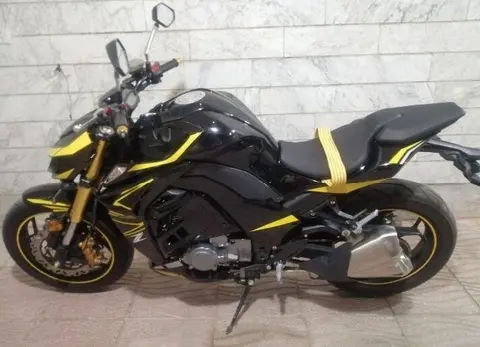 کاوازاکی، Z1000