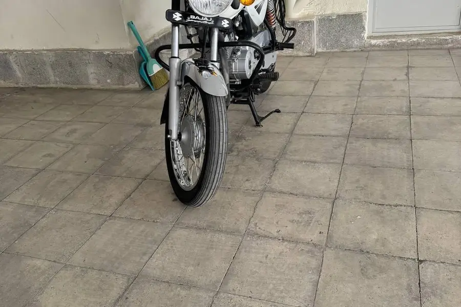 باجاج، بوکسر 150