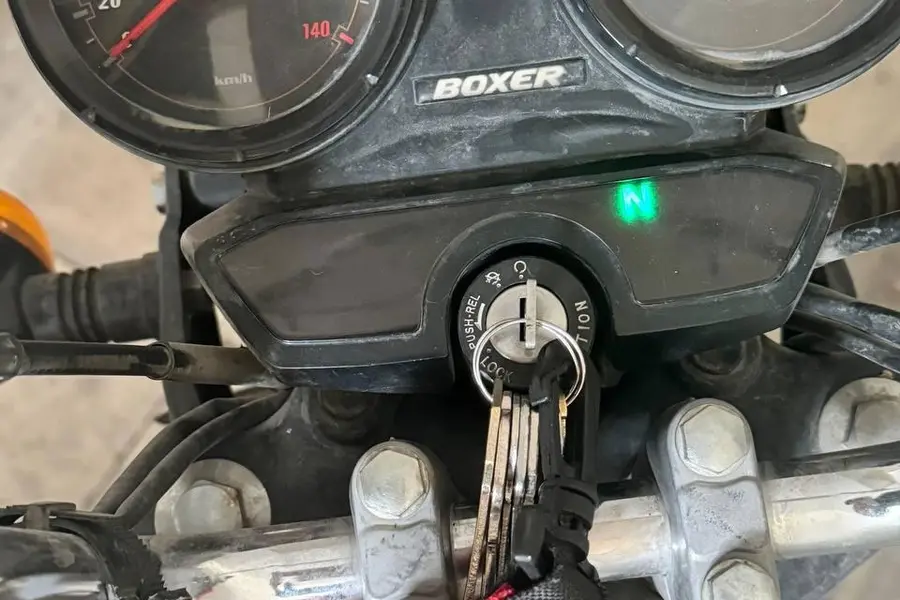 باجاج، بوکسر 150