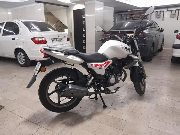 بنلی  TNT 150