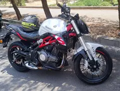 بنلی، TNT 300