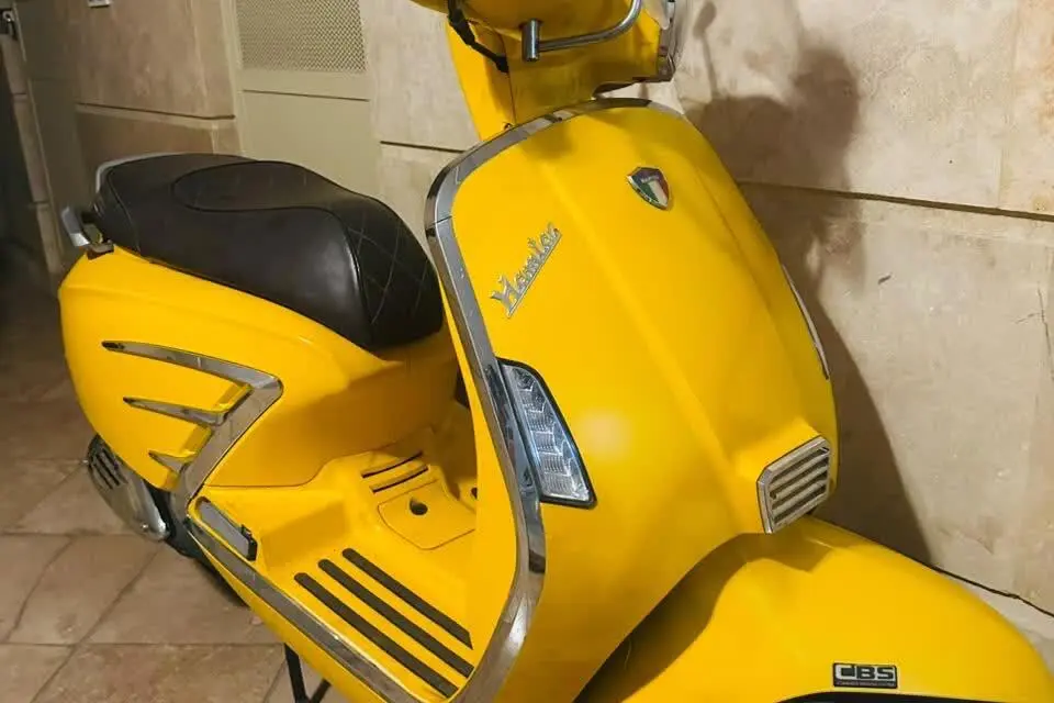 جهان همتا،  همتاز RS150