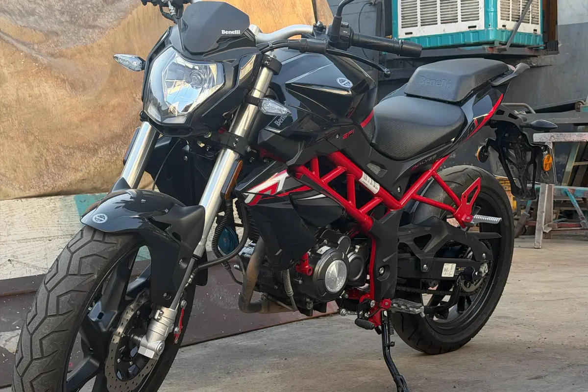 بنلی،  TNT 150