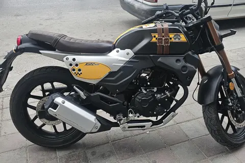 جهان همتا، بلنتا CR 200