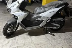 هوندا، ADV 160