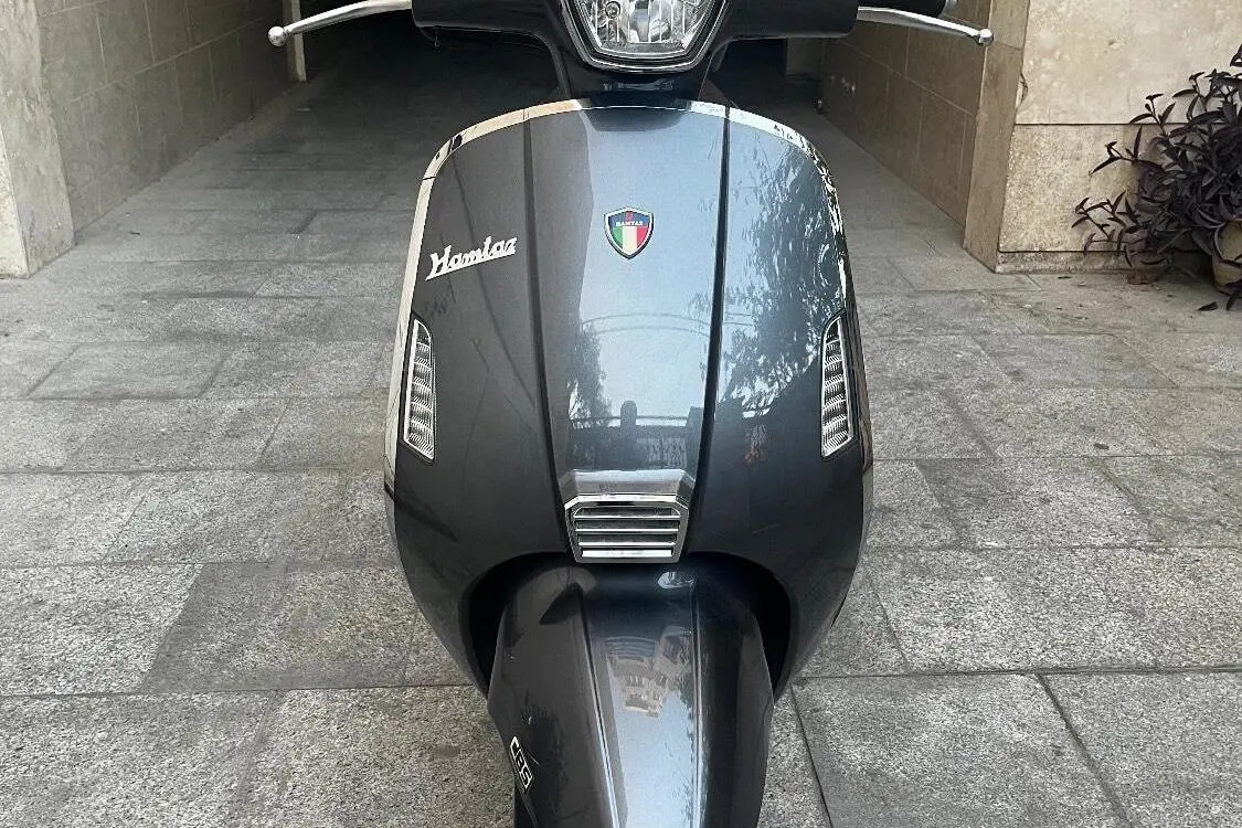 جهان همتا،  همتاز RS150