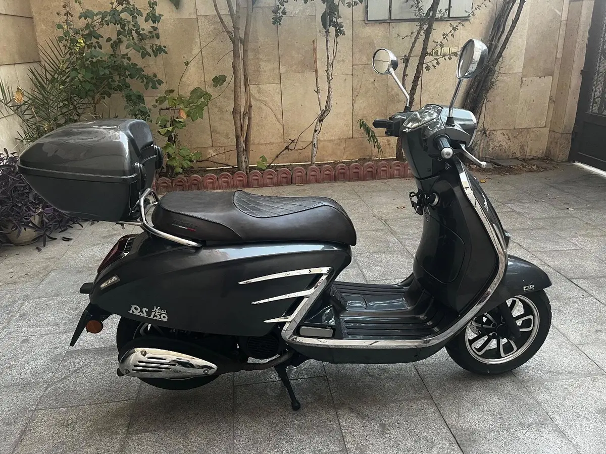 جهان همتا،  همتاز RS150
