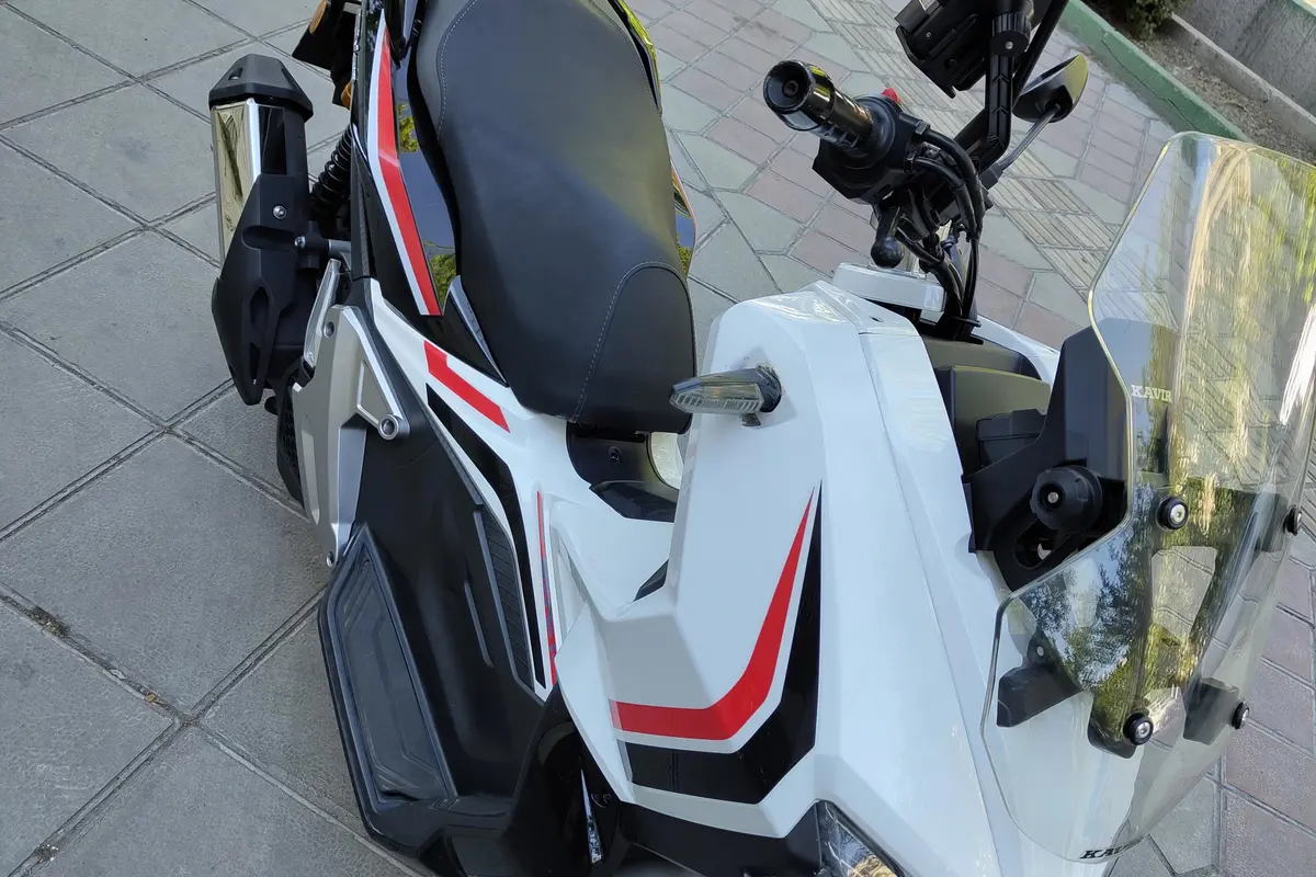 کویر موتور  AGV 150