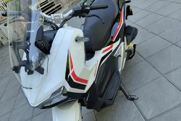 کویر موتور  AGV 150