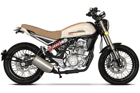 کویر موتور، ST3-220