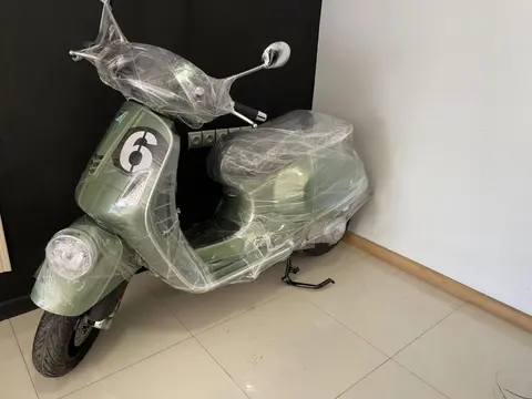 وسپا، جی تی اس 250 سی جورنی
