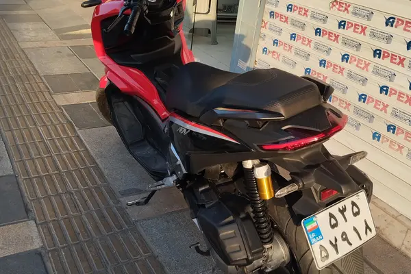 جهان همتا  همتاز ADV160